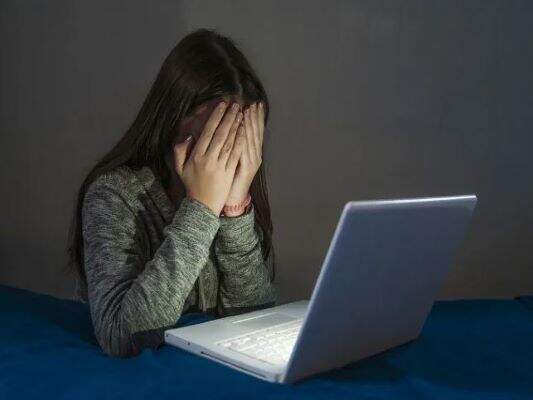  Por que as crianças sofrem mais com o cyberbullying?